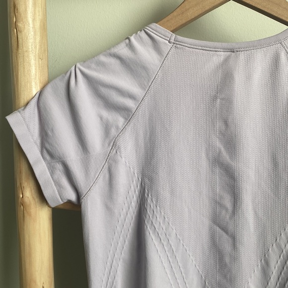 Athleta Speedlight Short Sleeve Tee Sz Small - Picture 6 of 6